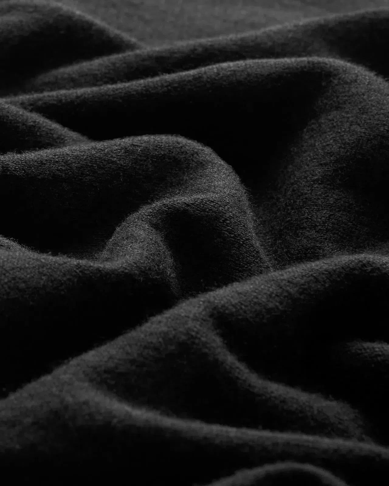 Kilgour Cotton/Cashmere Mix Crew Neck T-Shirt Black-MALFORD OF LONDON SAVILE ROW MENSWEAR OUTLET