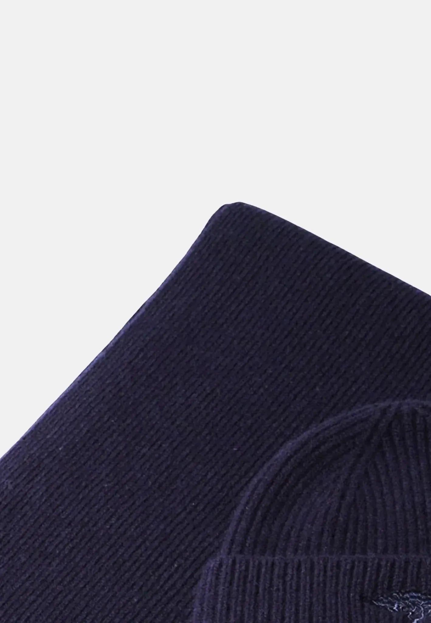 Fynch - Hatton Pure Wool Beanie & Scarf Set Navy – Tailored Menswear | Malford of London