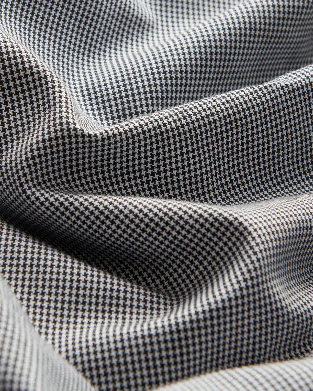 Kilgour Black/White Tailored Fit Shirt-MALFORD OF LONDON SAVILE ROW MENSWEAR OUTLET