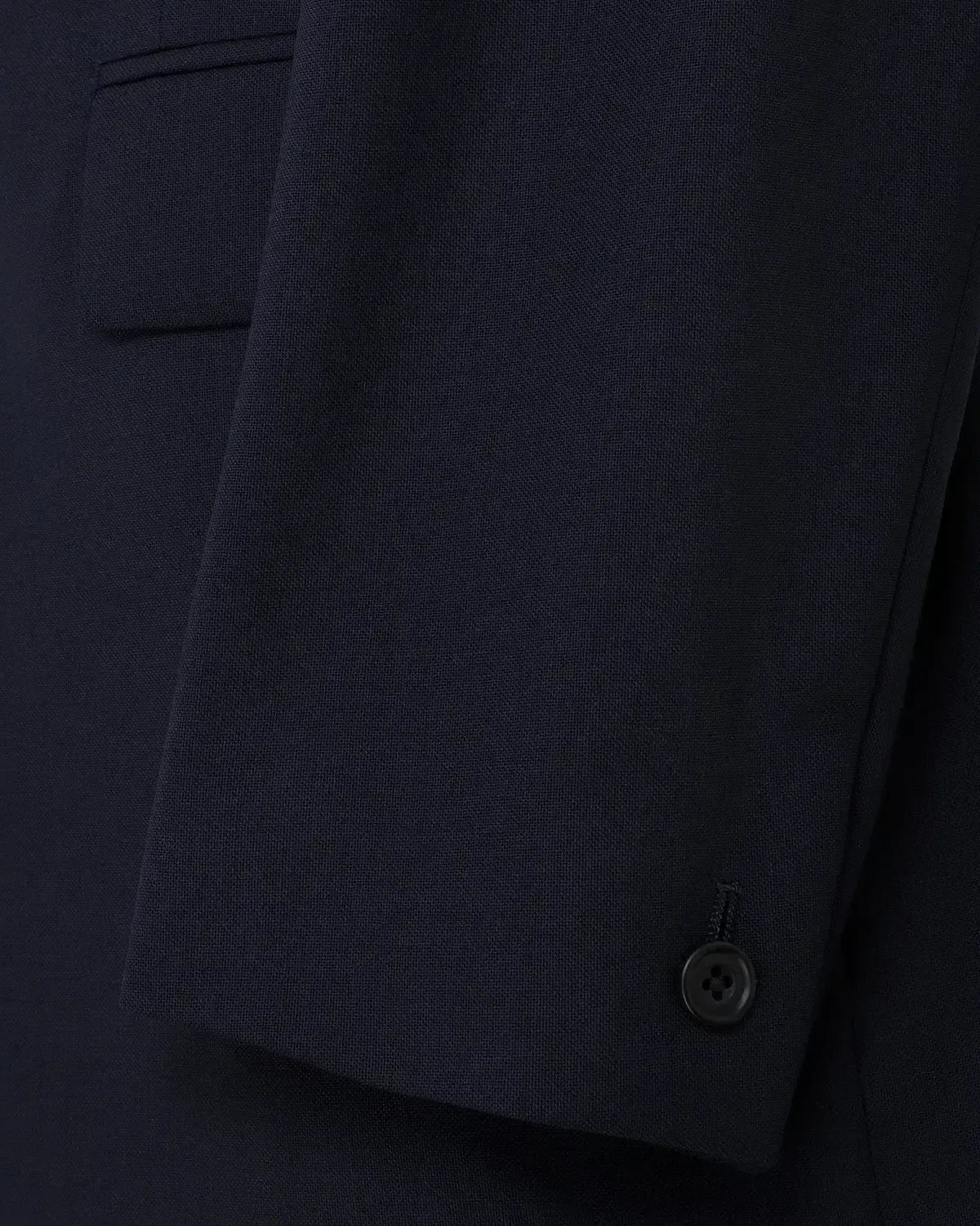 Kilgour SB1 Lightweight Wool Suit Dark Navy – Savile Row Menswear Outlet | Malford of London